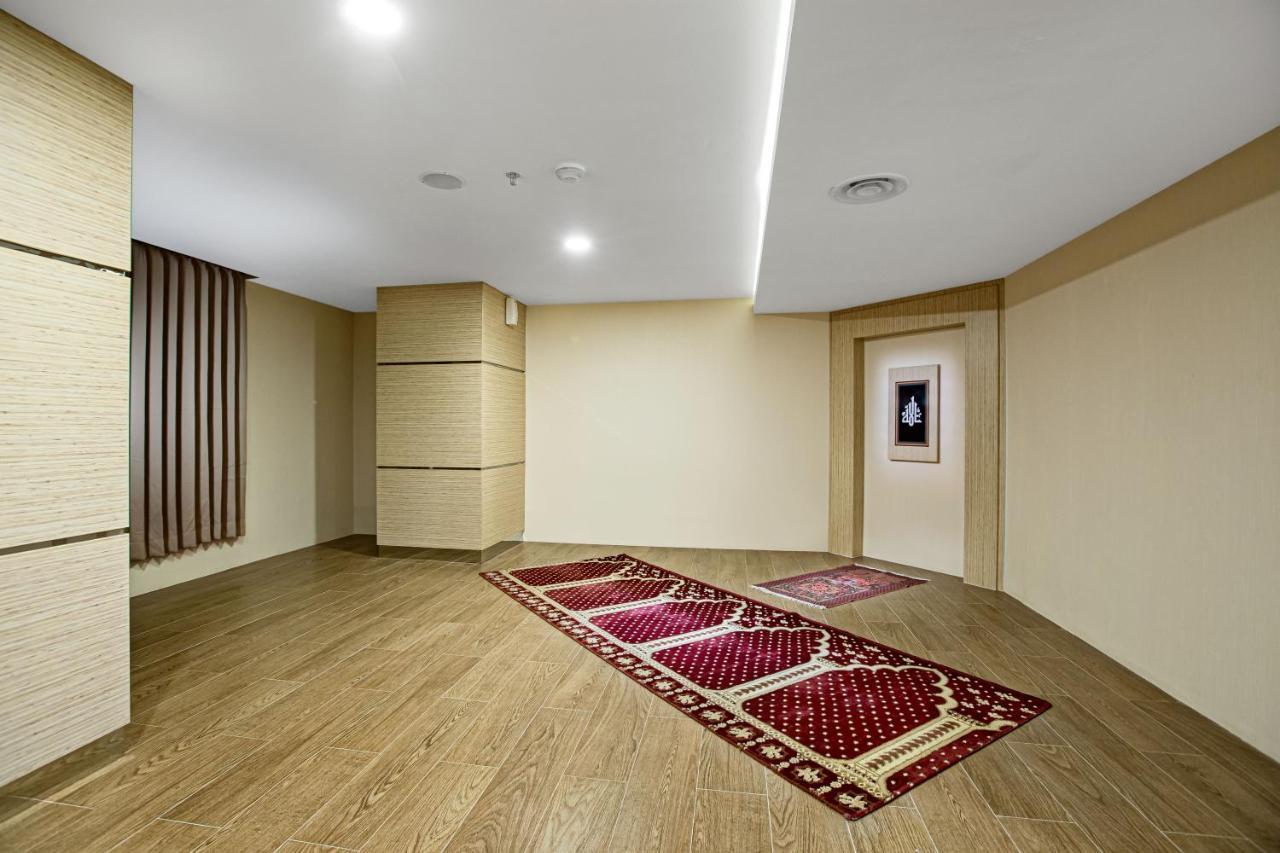 Quest Hotel Darmo - Surabaya By Aston Exteriör bild
