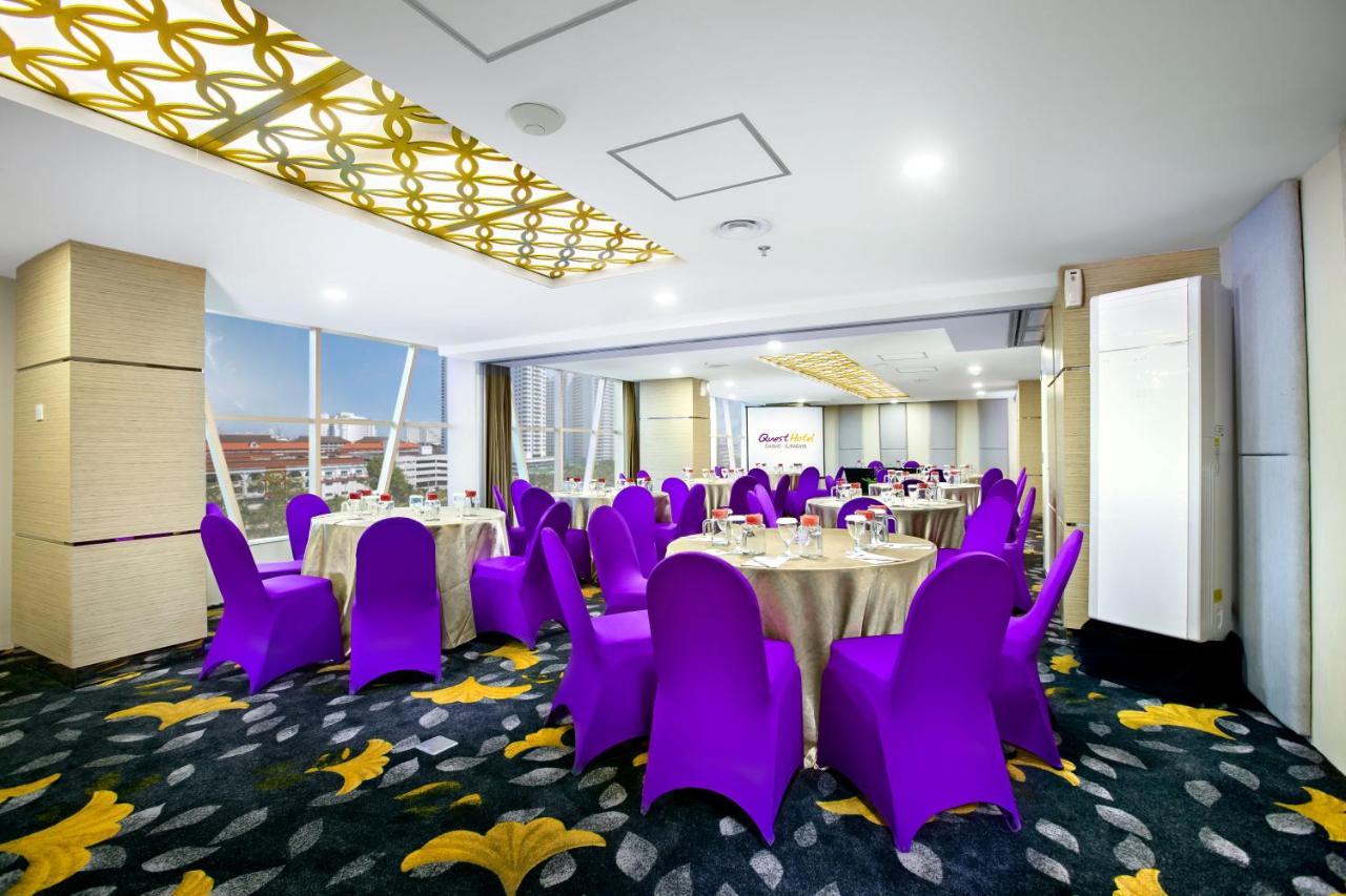 Quest Hotel Darmo - Surabaya By Aston Exteriör bild