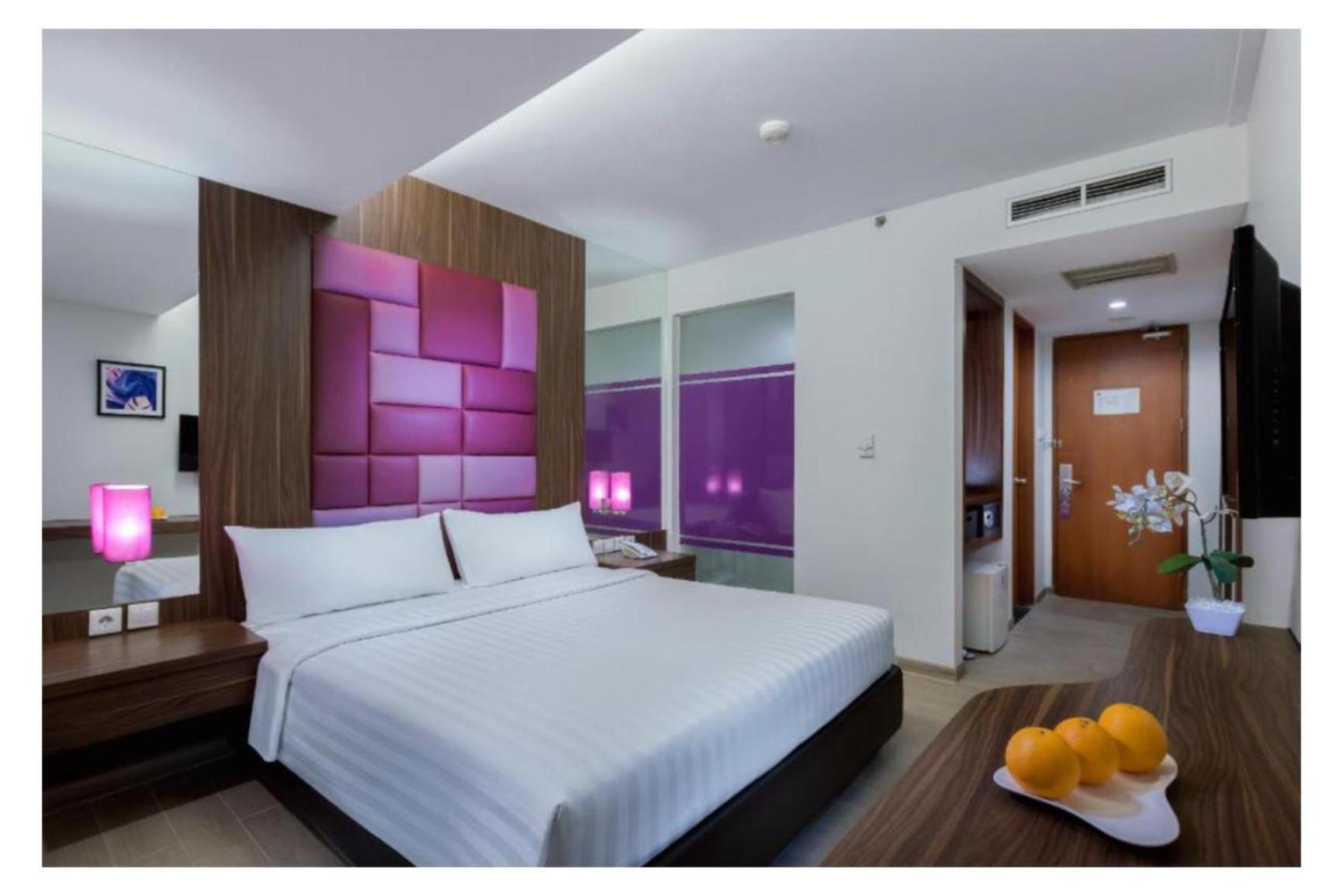 Quest Hotel Darmo - Surabaya By Aston Exteriör bild