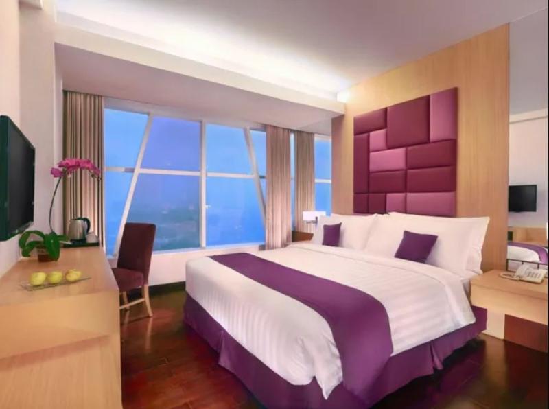 Quest Hotel Darmo - Surabaya By Aston Exteriör bild